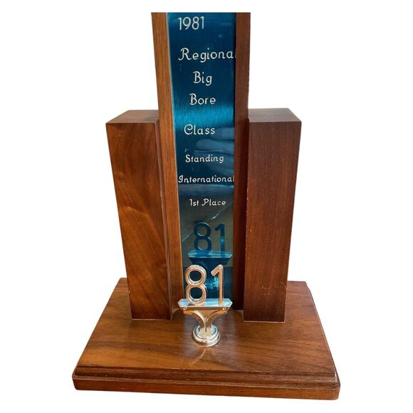 Vintage 1981 Indiana Gun Club Big Bore Shooting Trophy Plastic Wood - Picture 4 of 9